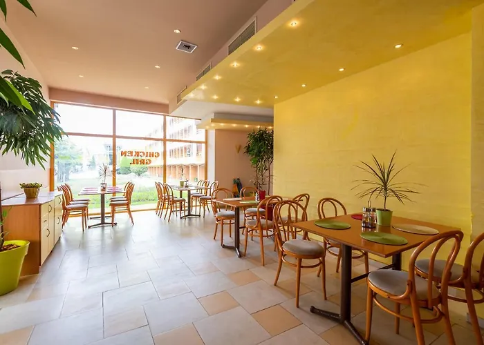 מלון Nessebar סאני ביץ'