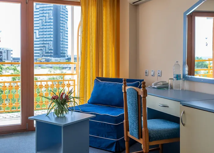 מלון Nessebar 3*