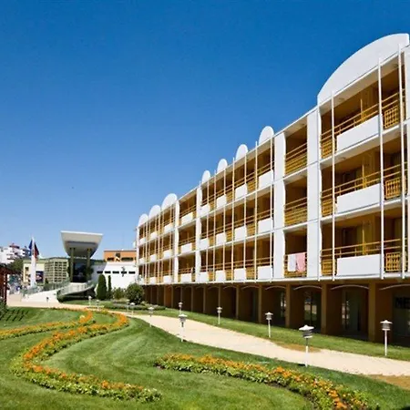 ホテル Nessebar 3*